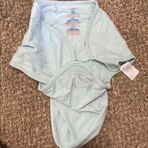 Light Blue SwaddleMe Baby Swaddle